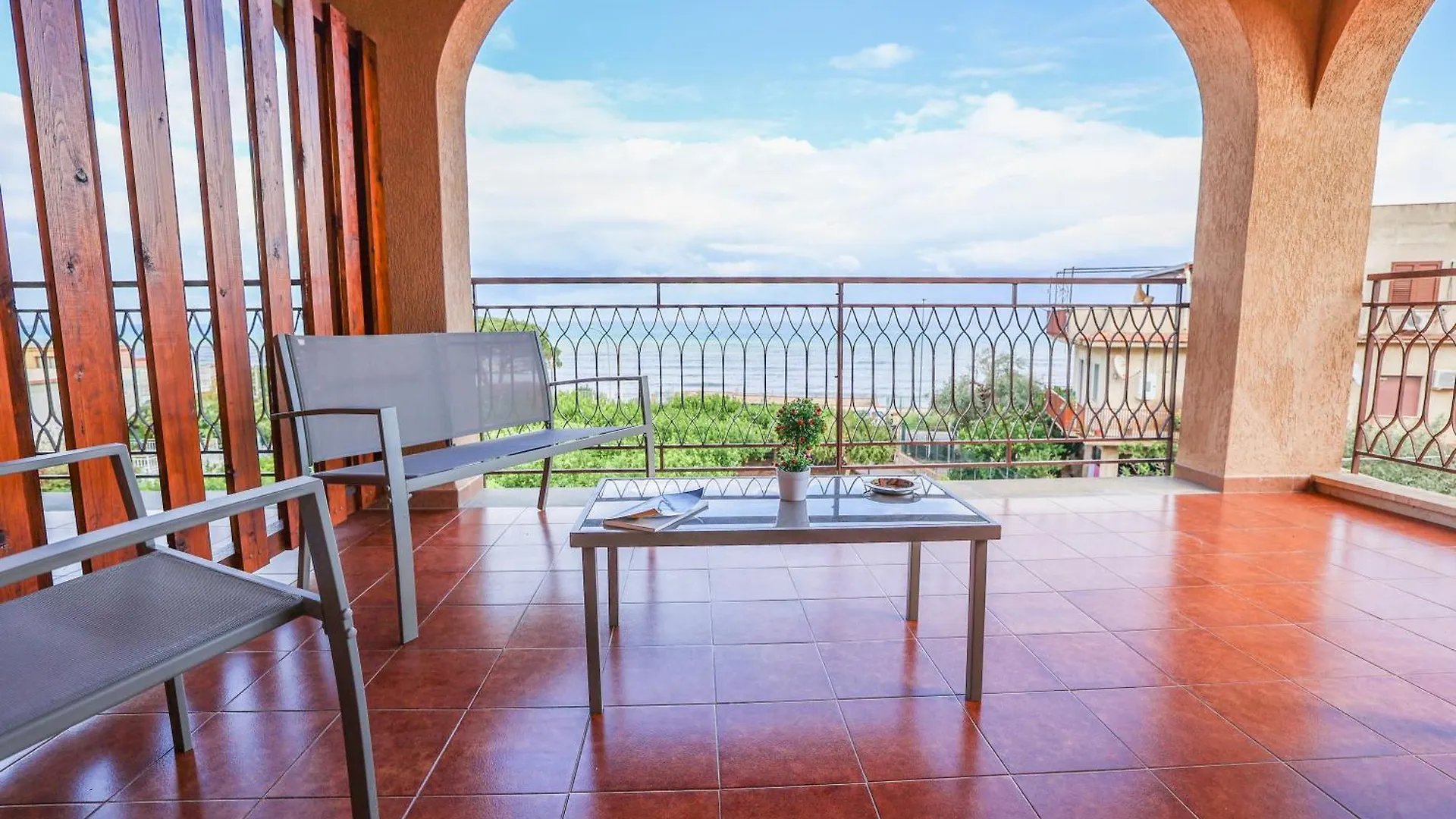 טראביה B&B Giardino Dei Cedri לינה וארוחת בוקר